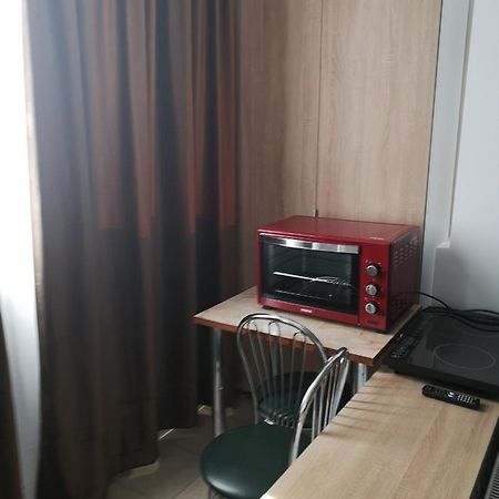 Apartament Gara Dinu Bukareszt Zewnętrze zdjęcie